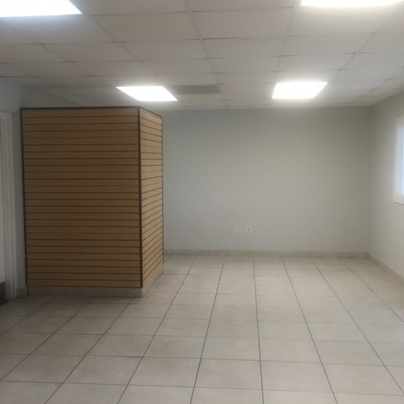 More Photos Of 3750 NW 114th Ave, Miami Warehouse For Lease