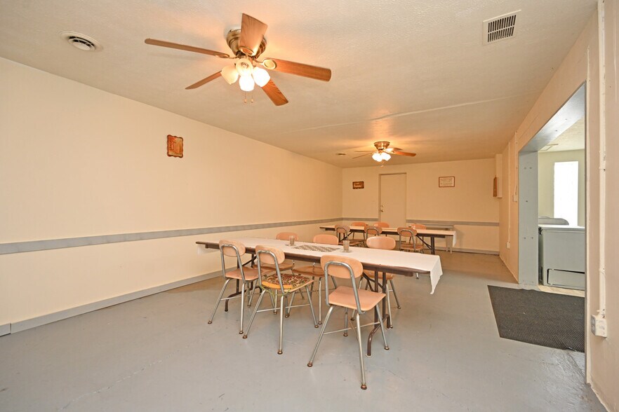 More Photos Of 1810 North Blvd, Fairborn Lodge Meeting Hall For Sale