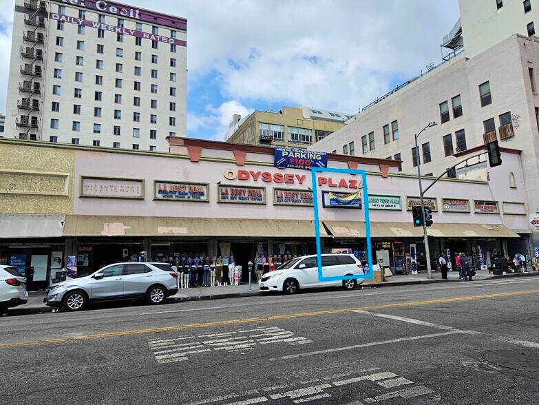 More Photos Of 629-641 S Los Angeles St, Los Angeles Storefront For Lease