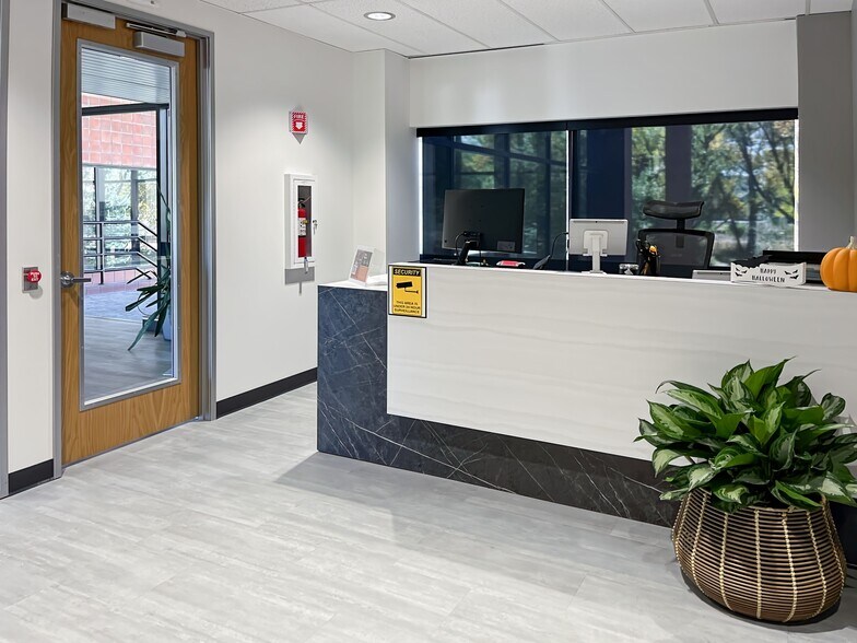 More Photos Of 4251 Kipling St, Wheat Ridge Office For Lease