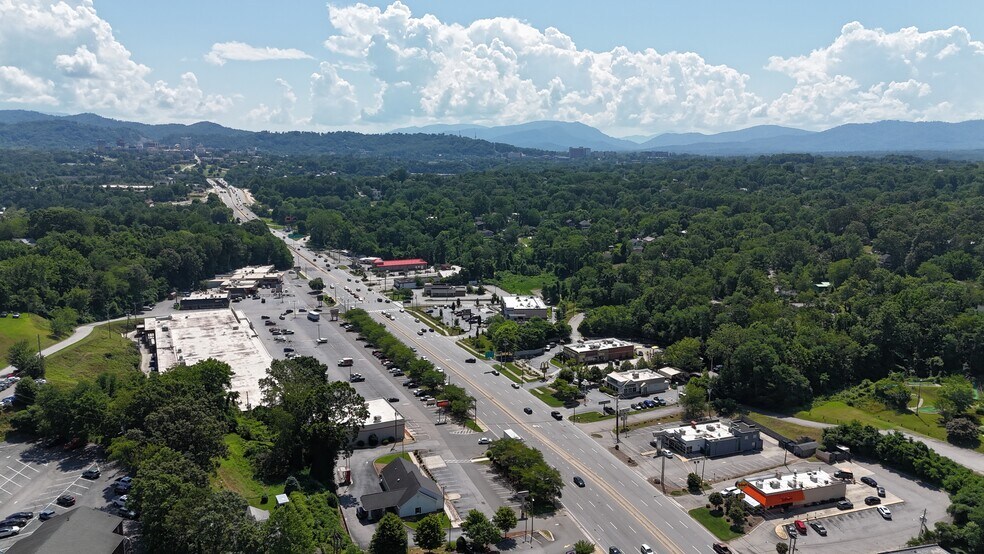 More Photos Of 974 Patton Ave, Asheville Fast Food For Sale