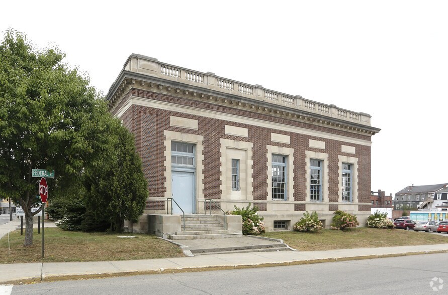 More Photos Of 27 Washington St, Biddeford Office For Lease