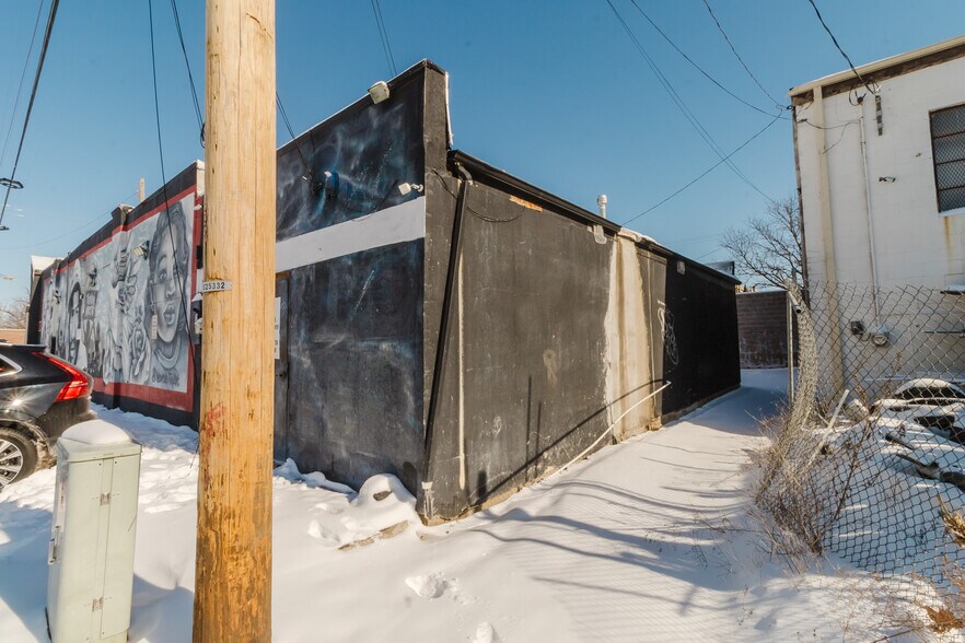 More Photos Of 3117 E 13th St, Wichita Freestanding For Sale