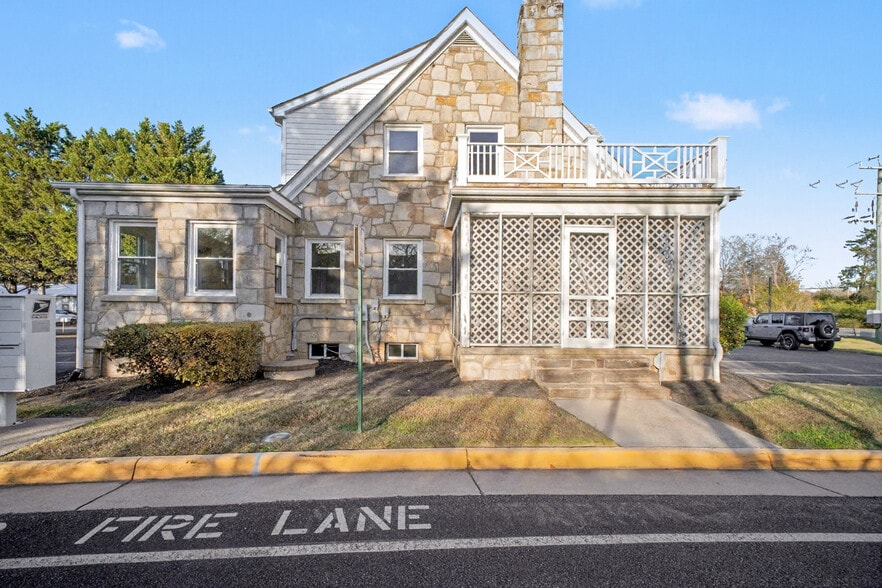 More Photos Of 4412 Lafayette Blvd, Fredericksburg Loft Creative Space For Lease