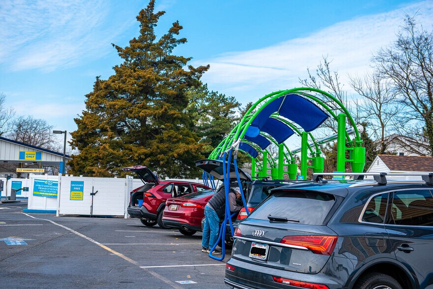 More Photos Of 305 Sunburst Hwy, Cambridge Carwash For Sale