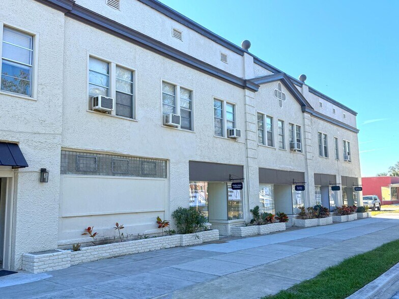 More Photos Of 244 E Graves Ave, Orange City Apartments For Lease