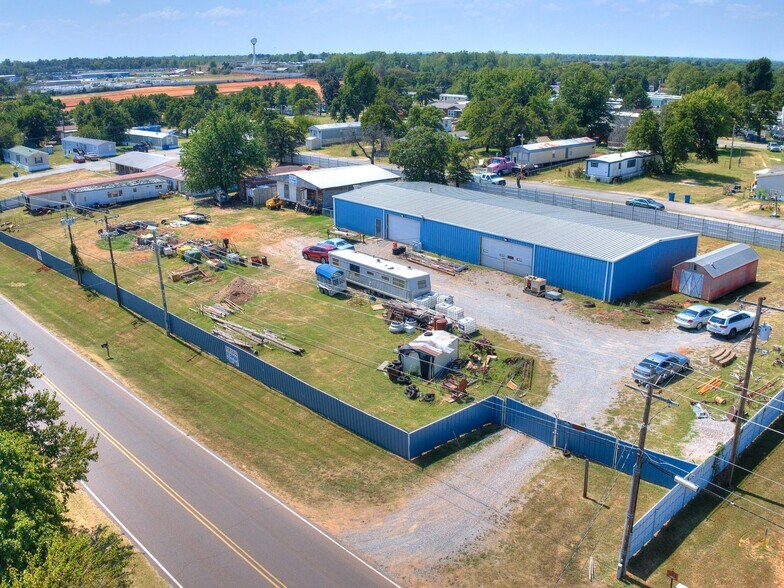 More Photos Of 3025 Westminster Rd, Nicoma Park Light Manufacturing For Sale