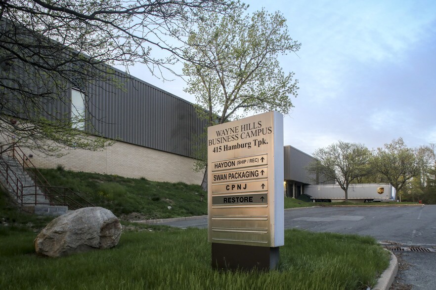 More Photos Of 415 Hamburg Tpke, Wayne Manufacturing For Lease