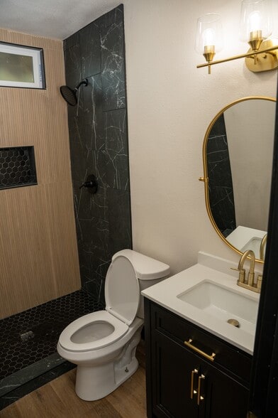 More Photos Of 2505 N State St, Muscoy Flex For Sale