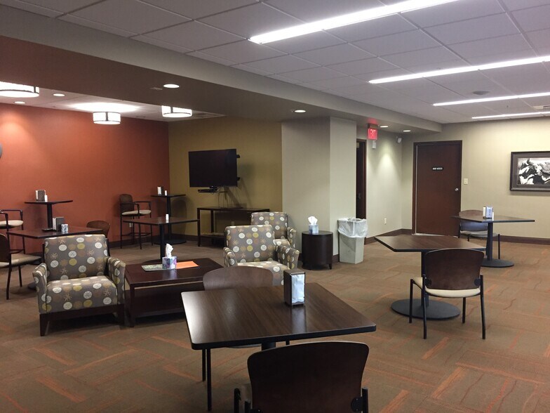 More Photos Of 104 S Wolcott St, Casper Office For Lease