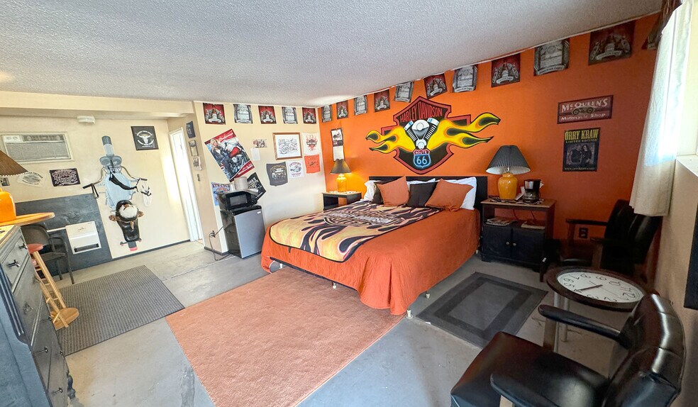 More Photos Of 21455 W I-40 Business, Seligman Hotel For Sale