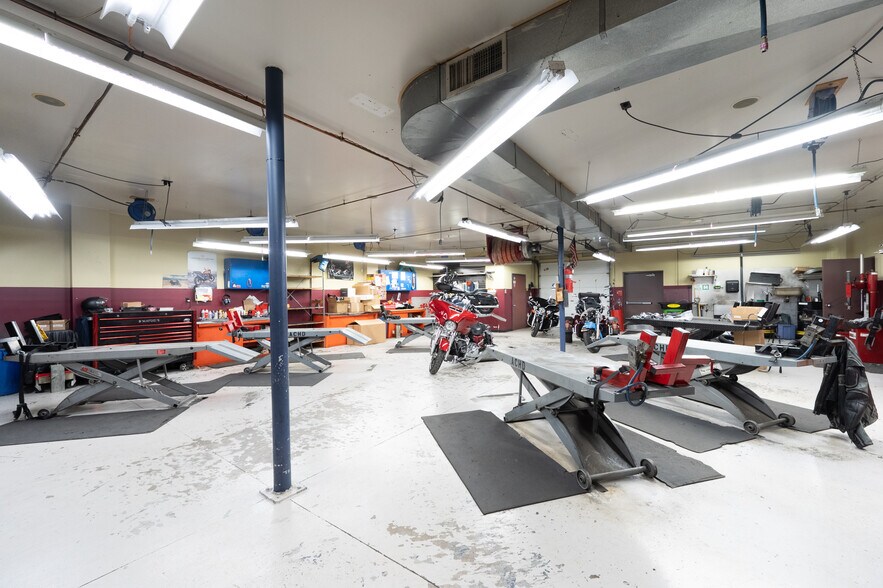 More Photos Of 219 E White Horse Pike, Galloway Health Club For Sale