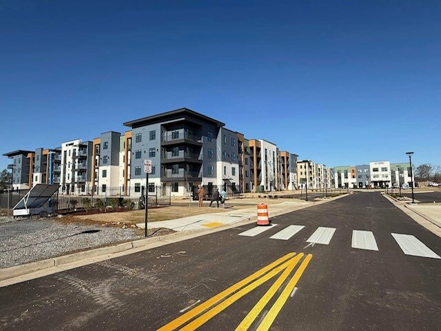 More Photos Of Stage @ Hwy 70, Bartlett Land For Lease