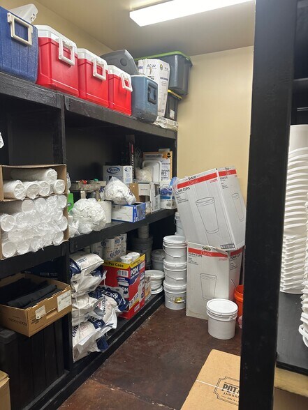 More Photos Of 70493 Highway 21, Covington Storefront Retail Office For Lease