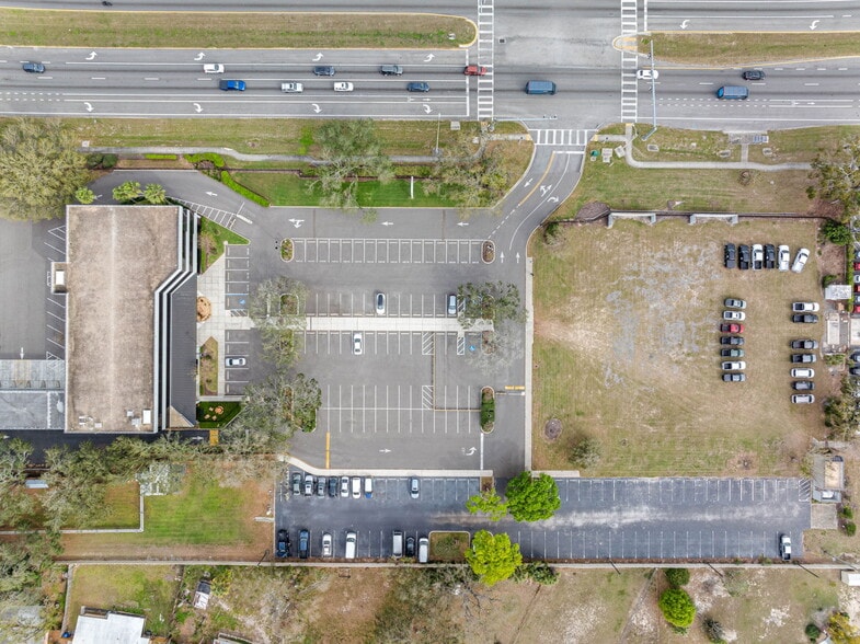 More Photos Of 6801 E Hillsborough Ave, Tampa Office Residential For Sale