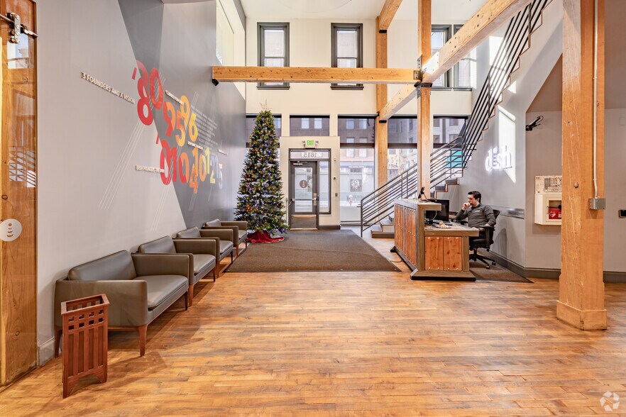 More Photos Of 1601 17th St, Denver Office For Sale