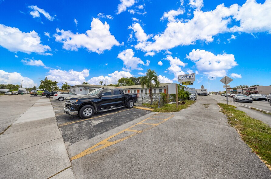 More Photos Of 4831 W Flagler St, Coral Gables Apartments For Sale