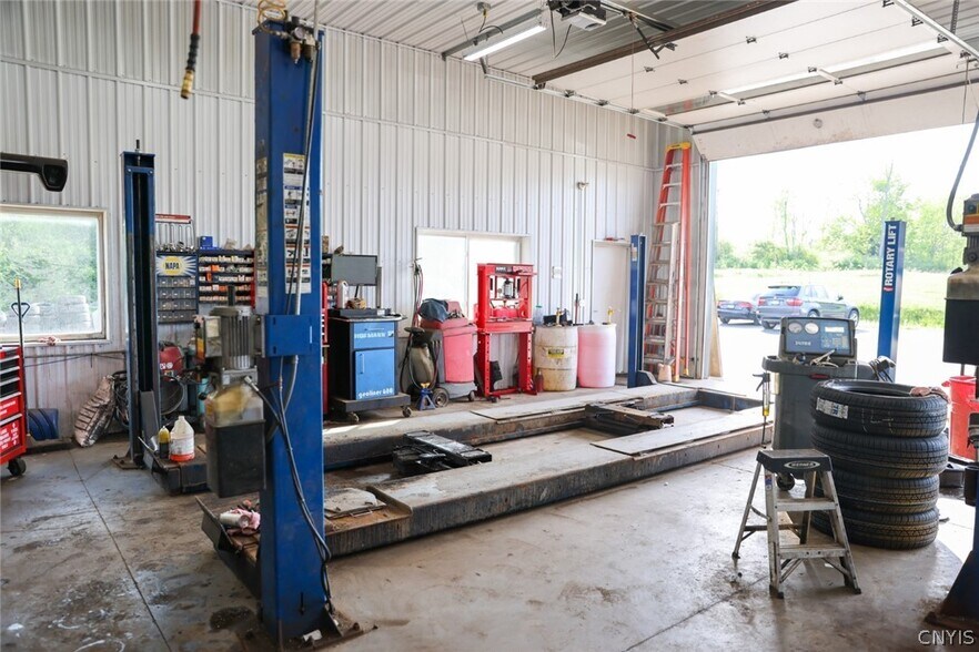 More Photos Of 21 Fred Haynes Blvd, Oswego Industrial For Sale