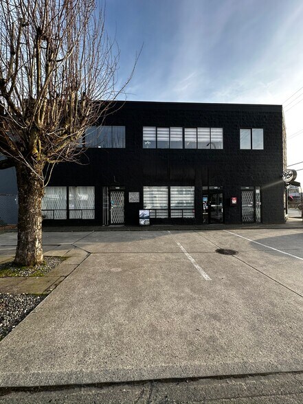 Primary Photo Of 8740 Beckwith Rd, Richmond Industrial For Lease