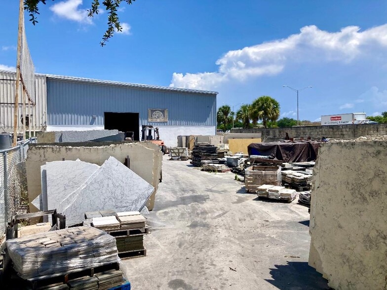 More Photos Of 1800 4th Avenue Ext, Lake Worth Beach Warehouse For Lease