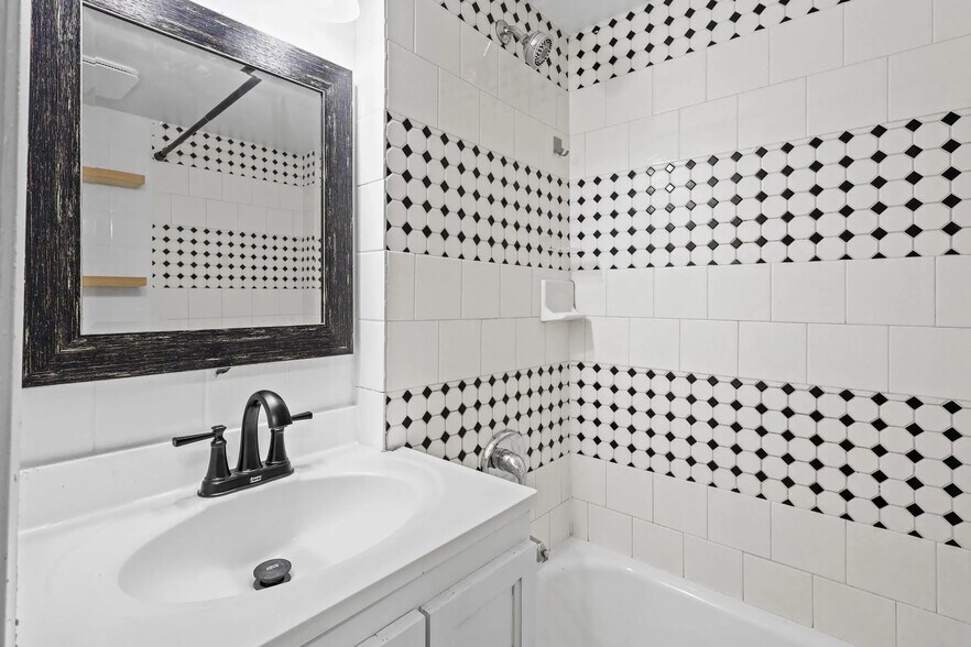 More Photos Of 4136 Cole Ave, Dallas Apartments For Sale