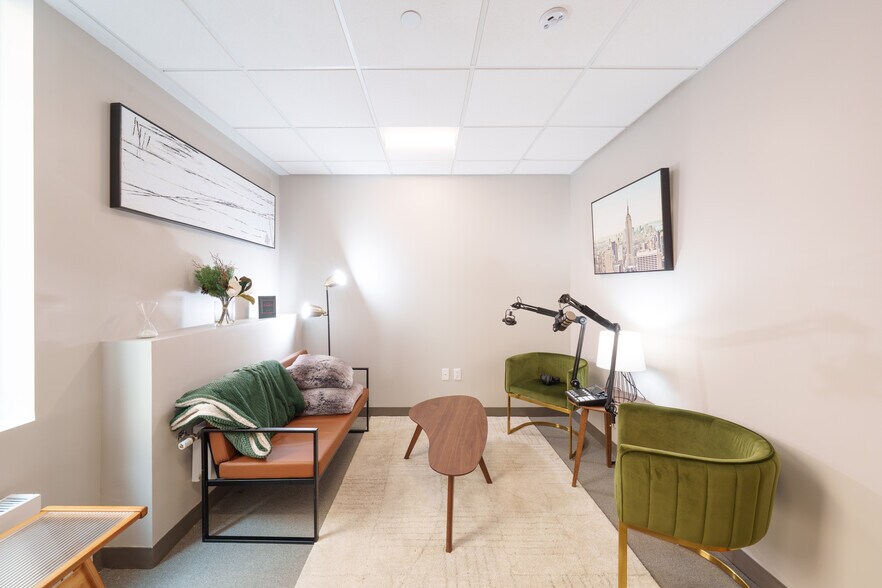 More Photos Of 287 Park Ave S, New York Coworking Space