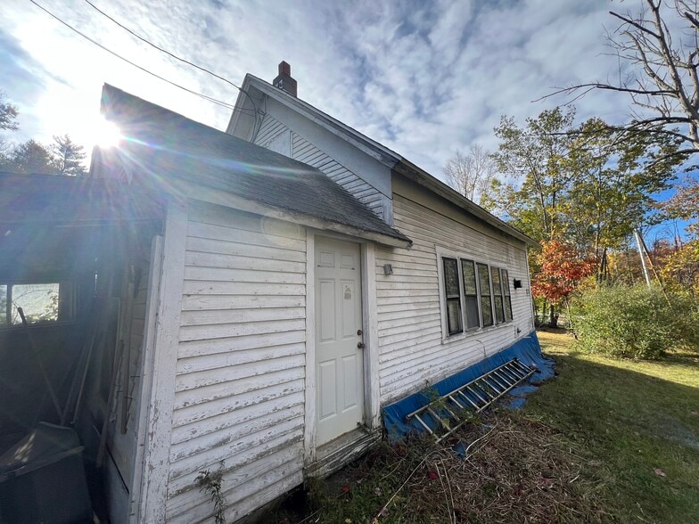 More Photos Of 5 Yield rd, Center Barnstead Multifamily For Sale