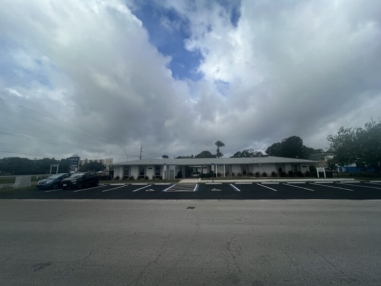 Primary Photo Of 1601 Rickenbacker Dr, Sun City Center Medical For Lease