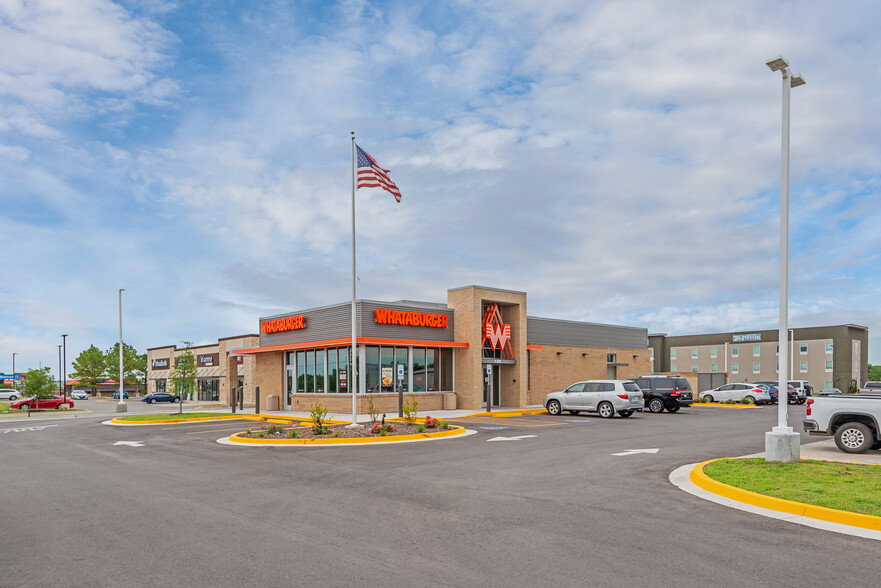 Primary Photo Of 1902 W Norfolk Dr, Broken Arrow Fast Food For Sale