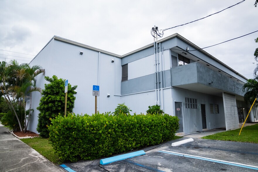 More Photos Of 1000 E Atlantic Blvd, Pompano Beach Coworking Space