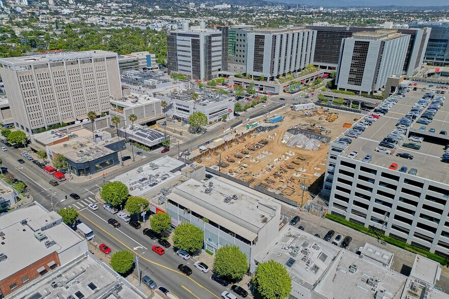 More Photos Of 112-122 S Robertson Blvd, Los Angeles Storefront Retail Office For Sale