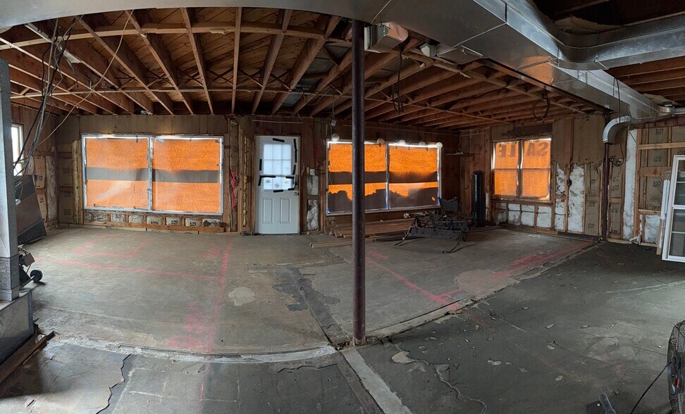 More Photos Of 3011 Route 37 E, Toms River Office For Sale