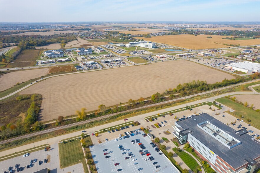 More Photos Of Crosspark Rd, Coralville Land For Sale