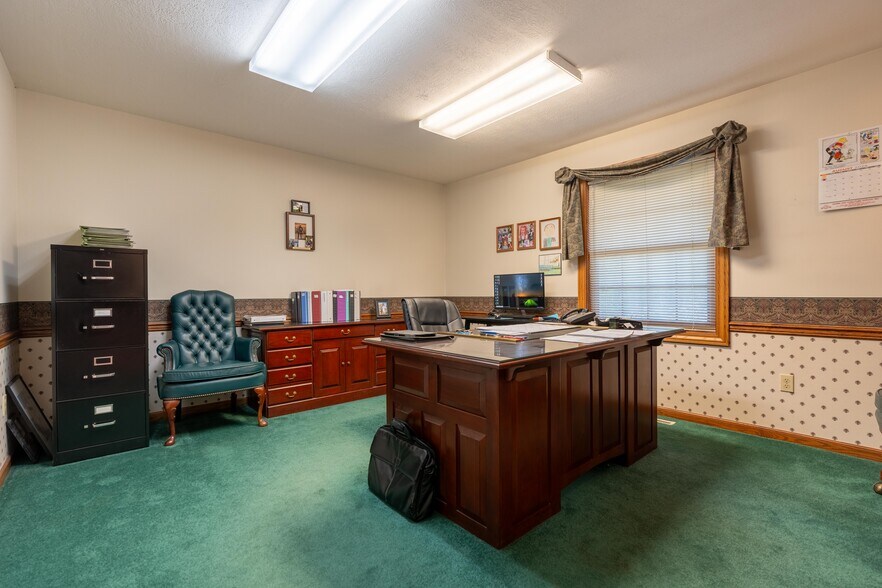 More Photos Of 4268 Erie Ave SW, Navarre Office Residential For Sale