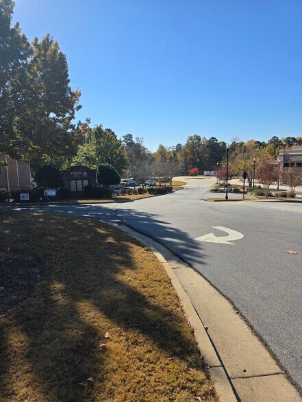 More Photos Of 4574 Lawrenceville Hwy NW, Lilburn Medical For Sale