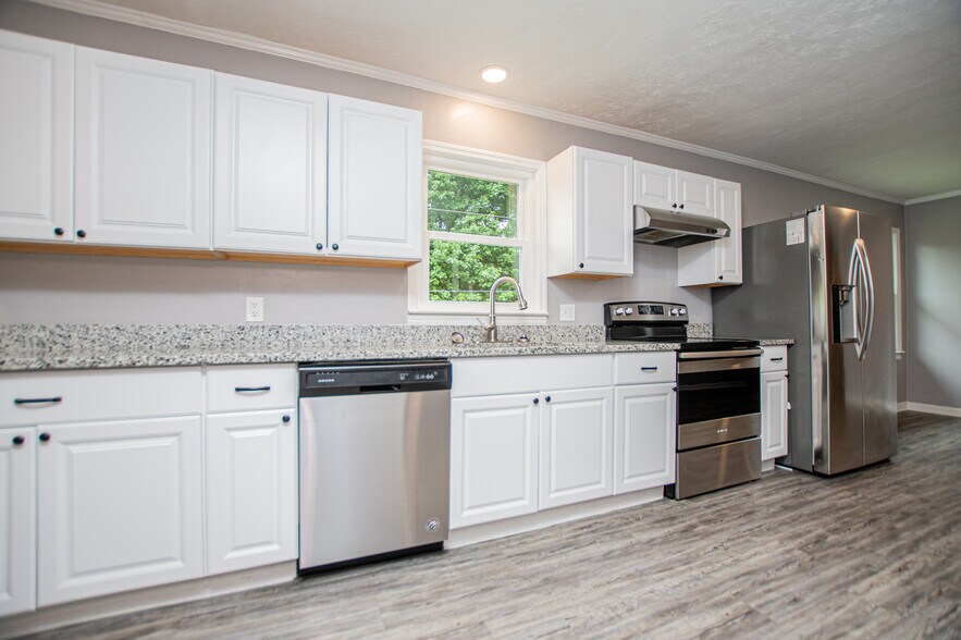 More Photos Of 2932 US-27, Buchanan Office For Sale