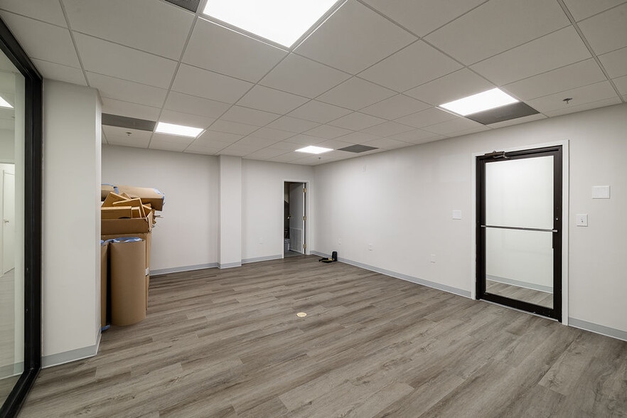 More Photos Of 125 Old Monroe Rd, Athens Office For Lease