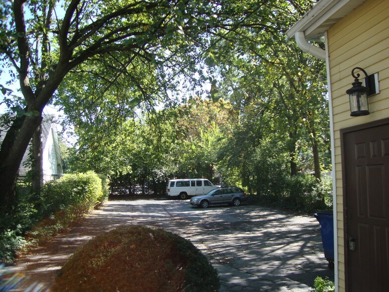 More Photos Of 115 S Vine St, Hinsdale Office Residential For Sale