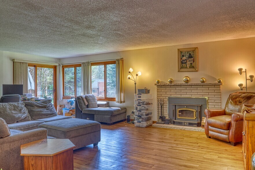 More Photos Of 8534 N Deerfoot Rd, Hayward Hotel For Sale