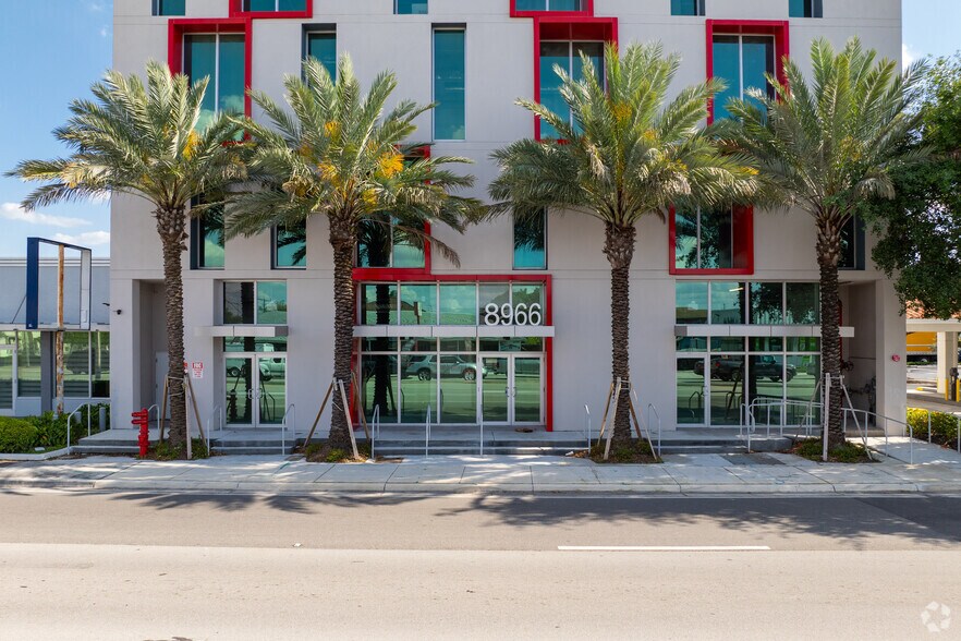 More Photos Of 8966 SW 40th St, Miami Medical For Sale