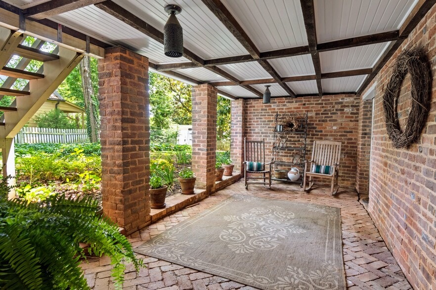 More Photos Of 803 S Main St, Winston-Salem Hospitality For Sale