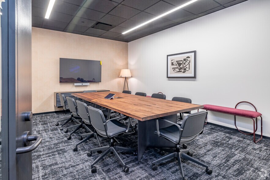 More Photos Of 201 E Washington St, Phoenix Office For Sale