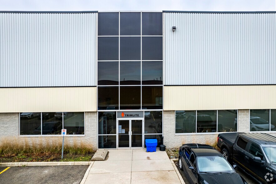 More Photos Of 4240 Harvester Rd, Burlington Warehouse For Lease