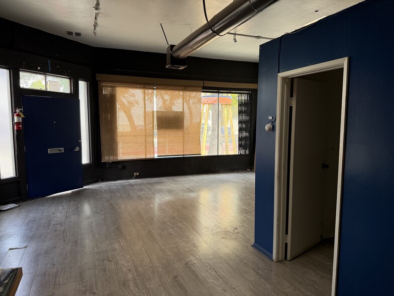 More Photos Of 8568-8570 Washington Blvd, Culver City Office For Lease