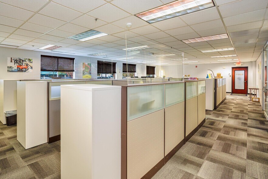More Photos Of 14300 SE First St, Vancouver Office For Lease