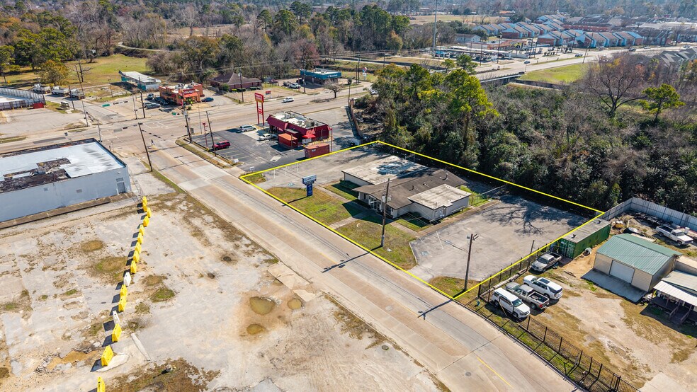 More Photos Of 7030 Bretshire Dr, Houston Medical For Sale