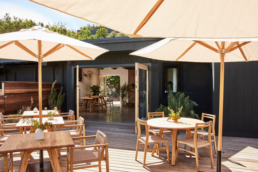 More Photos Of 28920 Pacific Coast Hwy, Malibu Hotel For Sale