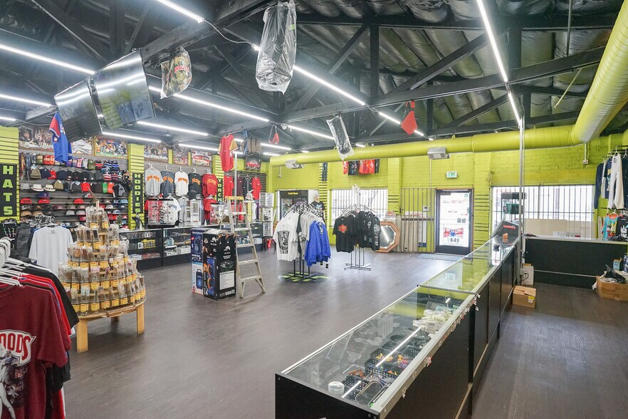 More Photos Of 715 Lander Ave, Turlock Freestanding For Lease