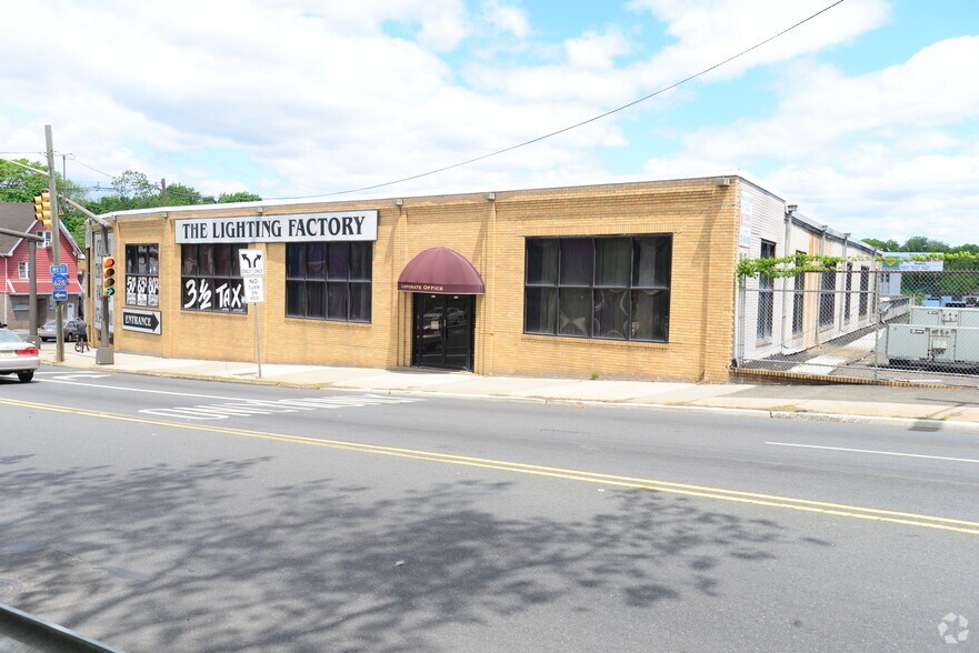 More Photos Of 1405 N Broad St, Hillside Warehouse For Lease