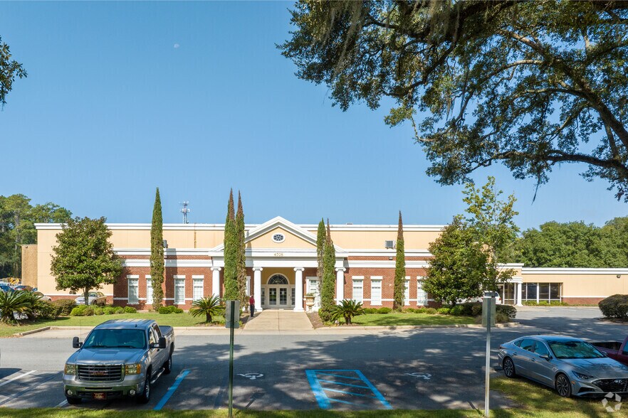 More Photos Of 4702-4708 Capital Cir NW, Tallahassee Manufacturing For Sale
